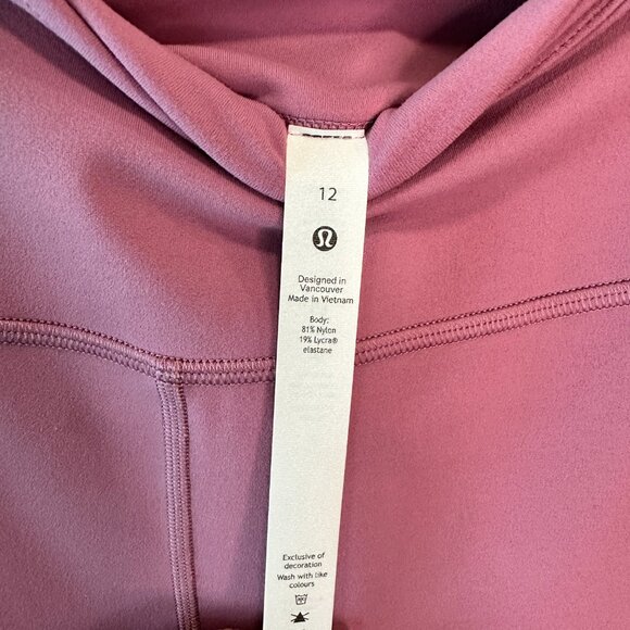 12 Lululemon groove flair pant pink - Picture 4 of 4